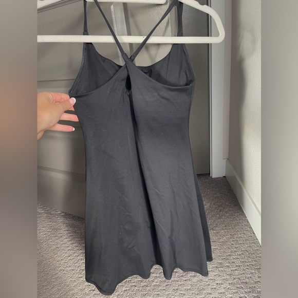 Halara Women’s Everyday Dress - Picture 2 of 2